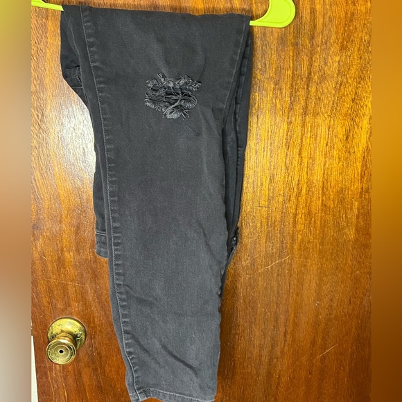 Style & Co. Skinny Leg Jeans - Picture 8 of 11